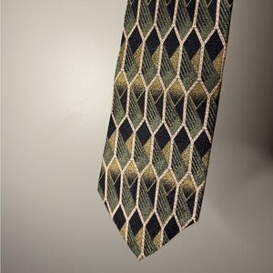 BRUNO CONTE 100% SILK WIDE (4inch) VINTAGE TIE (58 in long) geometric green gold